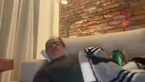 spanishcheerfulprincess online show from November 24, 2025, 12:43 am