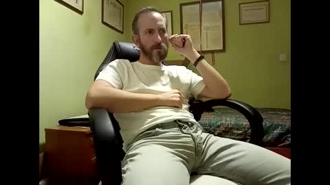 Manu  online show from January 9, 2026, 11:06 pm