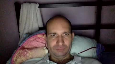 Snaiky online show from November 17, 2025, 3:40 pm