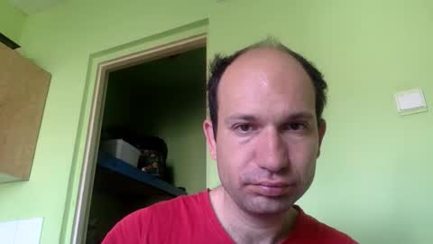 Snapshot of sparei7 chatting on April 22, 2026, 9:01 am Snaiky online show from April 22, 2026, 9:01 am