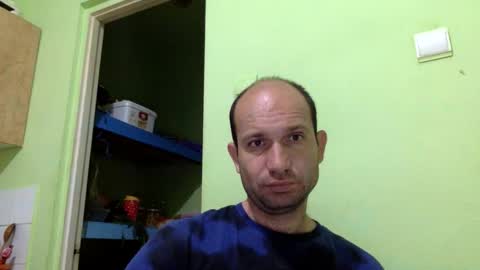Snapshot of sparei7 chatting on May 31, 2026, 7:59 pm Snaiky online show from May 31, 2026, 7:59 pm
