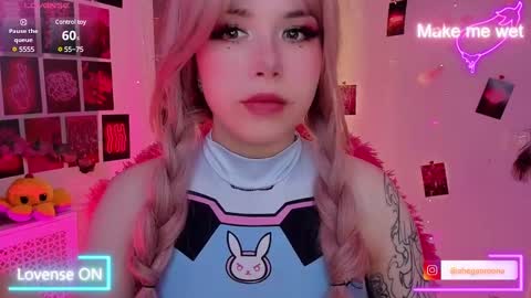  SparkleMona  online show from March 4, 2025, 2:38 am