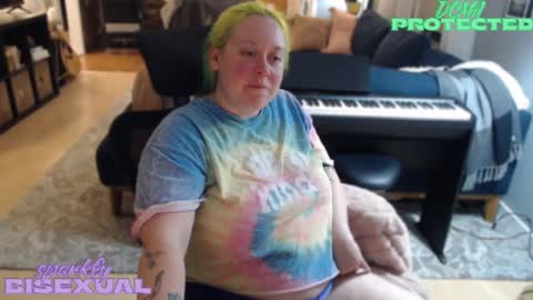 Snapshot of sparklybisexual chatting on November 12, 2025, 4:24 am sparklybisexual online show from November 12, 2025, 4:24 am