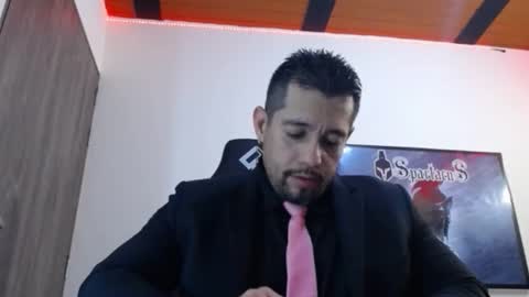 Snapshot of spartacus_cam chatting on December 2, 2025, 5:24 am online show from December 2, 2025, 5:24 am