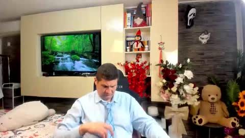 Snapshot of spartandaddy48 chatting on April 24, 2026, 11:45 am Spartan online show from April 24, 2026, 11:45 am