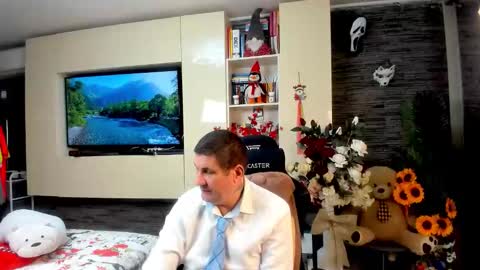 Snapshot of spartandaddy48 chatting on May 31, 2026, 6:42 pm Spartan online show from May 31, 2026, 6:42 pm