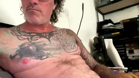 specter1972 online show from May 3, 2026, 4:57 pm