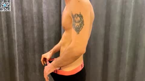 Alex online show from October 29, 2025, 10:33 pm