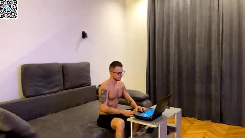 Alex online show from November 11, 2025, 9:15 pm