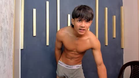 Snapshot of spencer__19 chatting on December 15, 2025, 12:31 pm Spencer online show from December 15, 2025, 12:31 pm