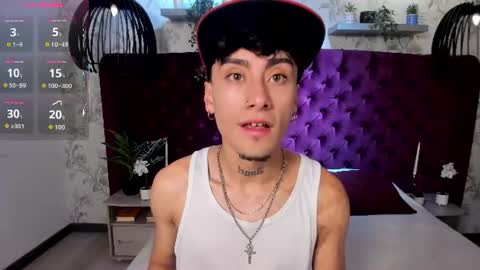 Snapshot of spencerwhite_ chatting on June 9, 2026, 9:48 pm Spencer online show from June 9, 2026, 9:48 pm