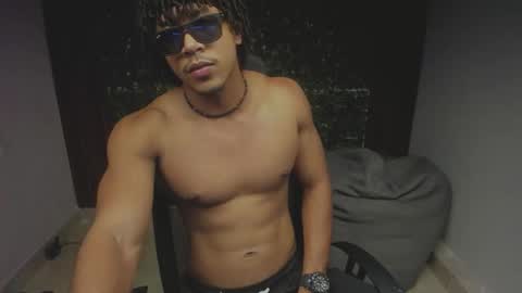 Snapshot of spent_0 chatting on December 4, 2025, 10:07 pm spent_0 online show from December 4, 2025, 10:07 pm