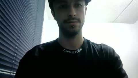 Snapshot of sperm_donor94 chatting on December 17, 2024, 7:37 pm sperm_donor94 online show from December 17, 2024, 7:37 pm