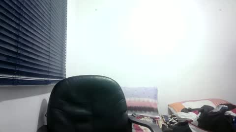 Snapshot of sperm_donor94 chatting on September 17, 2025, 10:22 pm sperm_donor94 online show from September 17, 2025, 10:22 pm