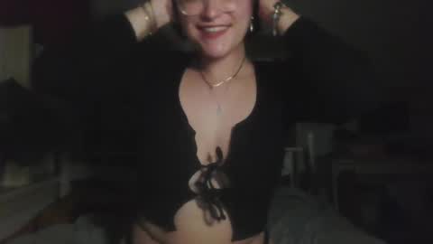 Snapshot of spiceberrybb chatting on September 11, 2025, 3:17 am spiceberrybb online show from September 11, 2025, 3:17 am