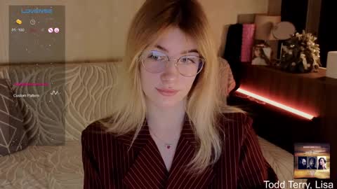 your sweet Jessy online show from December 20, 2024, 4:04 pm