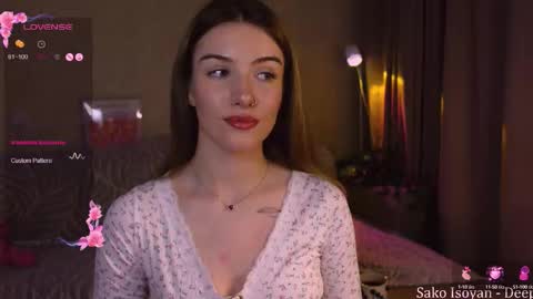 your sweet Jessy online show from October 9, 2025, 4:38 pm