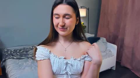 Snapshot of spiceofalex chatting on December 13, 2025, 7:53 pm Elva online show from December 13, 2025, 7:53 pm