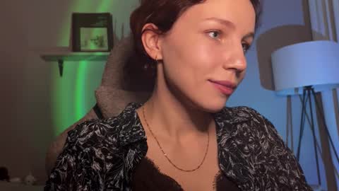 Snapshot of spicy___caramel chatting on November 15, 2025, 4:58 pm spicy___caramel online show from November 15, 2025, 4:58 pm