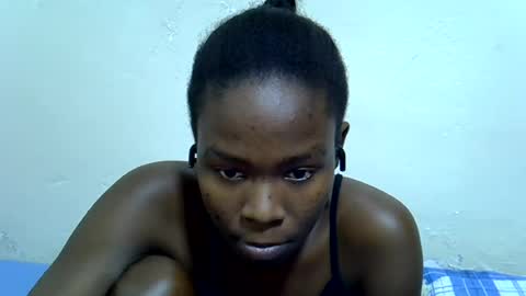 Snapshot of spicy_kittie chatting on July 3, 2026, 4:08 am Kittle online show from July 3, 2026, 4:08 am