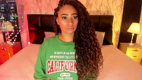 Snapshot of spicyamelia chatting on December 14, 2025, 1:16 pm Amelia GTM-5 817 IG Spicychoco am online show from December 14, 2025, 1:16 pm