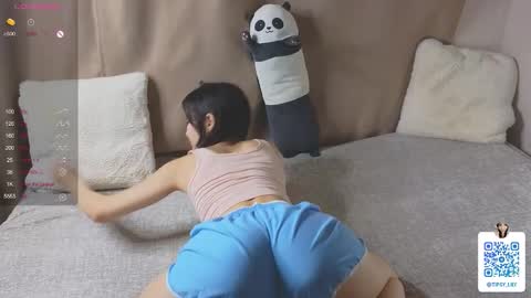 Snapshot of spicyyuki chatting on November 25, 2025, 5:46 pm Tipsy online show from November 25, 2025, 5:46 pm