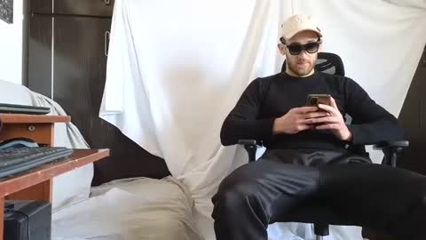 Marco. When Im offline you can view premium content in bio online show from November 16, 2025, 8:53 am