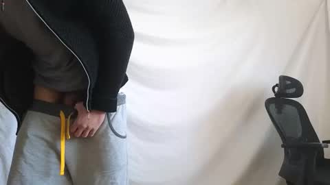 Marco. When Im offline you can view premium content in bio online show from December 3, 2025, 9:29 am