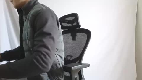 Marco. When Im offline you can view premium content in bio online show from April 3, 2026, 8:23 am