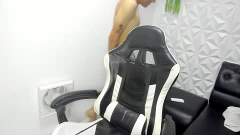 Snapshot of spiderdann_01 chatting on March 10, 2026, 6:46 pm spiderdann_01 online show from March 10, 2026, 6:46 pm