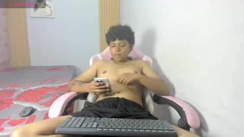 Snapshot of spiderdann_01 chatting on March 16, 2026, 1:33 am spiderdann_01 online show from March 16, 2026, 1:33 am
