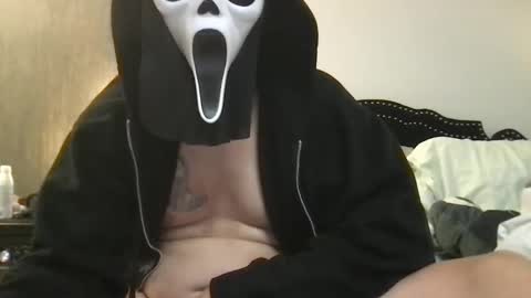 Snapshot of spiderspunk_172 chatting on February 17, 2025, 2:53 am Ghost Face666 online show from February 17, 2025, 2:53 am