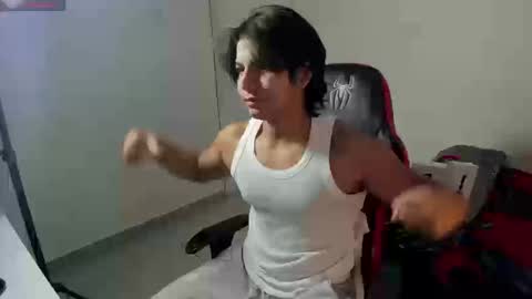 Snapshot of spideychill chatting on September 20, 2025, 1:23 pm spideychill online show from September 20, 2025, 1:23 pm