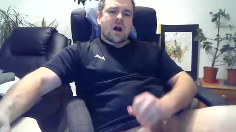 spirit_2706 online show from December 30, 2024, 6:42 am