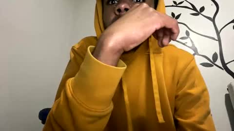 Snapshot of splash516634 chatting on January 3, 2025, 5:39 am Twitter Toxiceli2 online show from January 3, 2025, 5:39 am