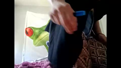 Snapshot of splashin777 chatting on March 22, 2026, 5:49 pm splashin777 online show from March 22, 2026, 5:49 pm