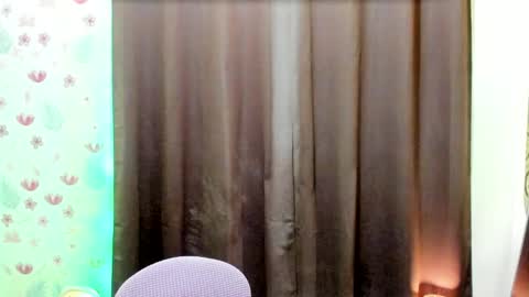 Snapshot of splendid_kim08 chatting on January 7, 2026, 10:40 am Kimmy online show from January 7, 2026, 10:40 am