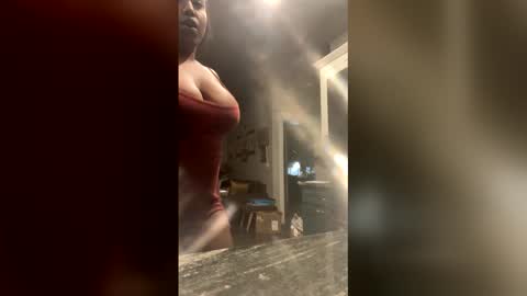 spoilprincesschloee online show from December 23, 2025, 1:14 am