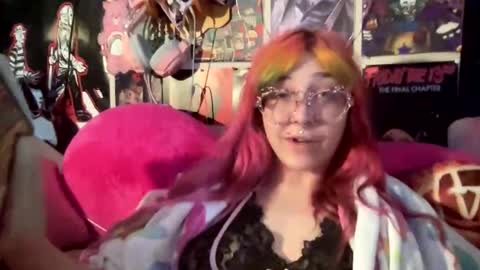 Snapshot of spookysanrihoe chatting on May 7, 2026, 4:23 pm Pixie online show from May 7, 2026, 4:23 pm