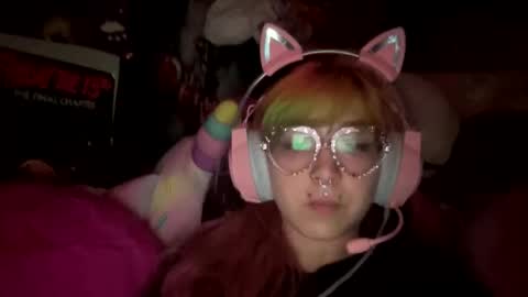 Snapshot of spookysanrihoe chatting on May 8, 2026, 5:46 am Pixie online show from May 8, 2026, 5:46 am