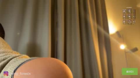 Snapshot of spring_forestx chatting on January 5, 2026, 5:27 pm Lilly online Monday - Friday ask time in pm online show from January 5, 2026, 5:27 pm