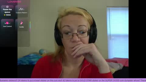Snapshot of springtimefantastic chatting on January 11, 2026, 1:49 pm SpringtimeFantasfic online show from January 11, 2026, 1:49 pm