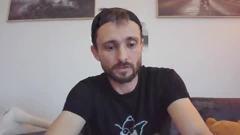 Snapshot of spyco82 chatting on February 22, 2025, 10:51 am spyco82 online show from February 22, 2025, 10:51 am