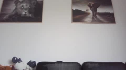 Snapshot of spyco82 chatting on February 23, 2025, 9:11 am spyco82 online show from February 23, 2025, 9:11 am