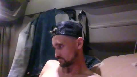 Snapshot of spyco82 chatting on November 5, 2025, 7:03 pm spyco82 online show from November 5, 2025, 7:03 pm