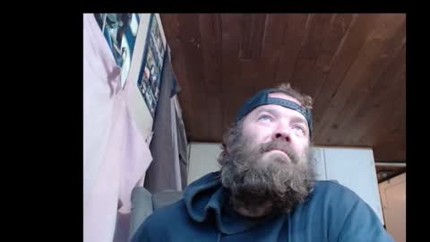 Snapshot of squegly chatting on November 19, 2025, 4:18 pm Bryan online show from November 19, 2025, 4:18 pm