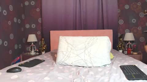 Snapshot of squirtyjess chatting on February 2, 2026, 9:35 pm just Jess online show from February 2, 2026, 9:35 pm