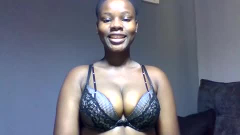 Snapshot of squiter_girlie chatting on January 14, 2026, 6:30 am Squiter online show from January 14, 2026, 6:30 am