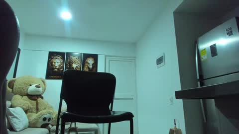 ANDR online show from February 2, 2025, 11:42 pm