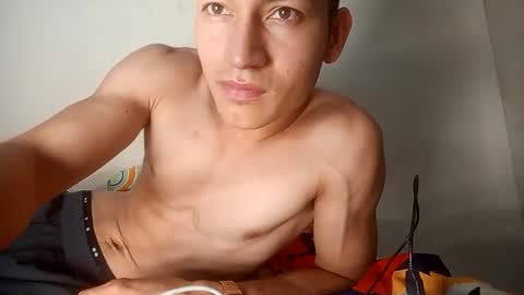 Snapshot of sradicto chatting on September 22, 2025, 2:46 am Flacofitxx online show from September 22, 2025, 2:46 am